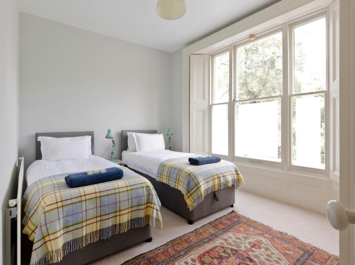 Appartamento Notting Hill Charm -Sleeps 5 - Urban Retreat Londra Esterno foto
