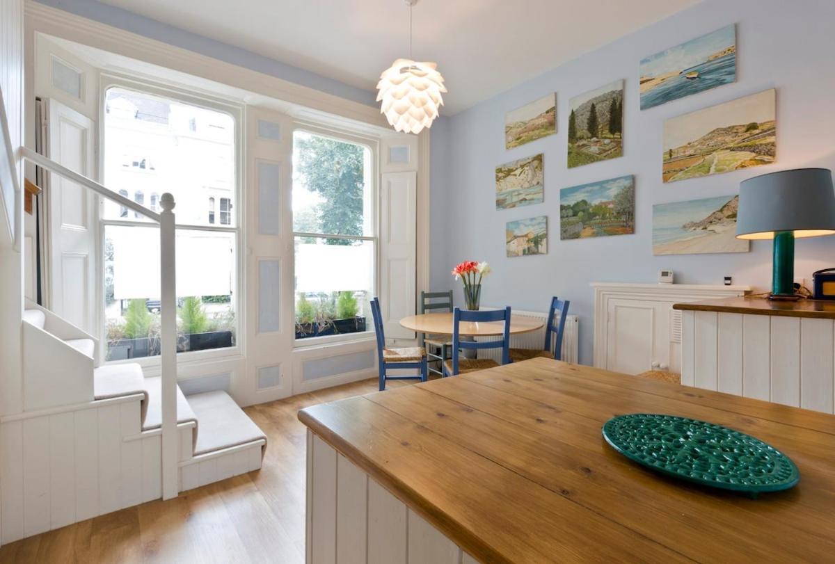 Appartamento Notting Hill Charm -Sleeps 5 - Urban Retreat Londra Esterno foto