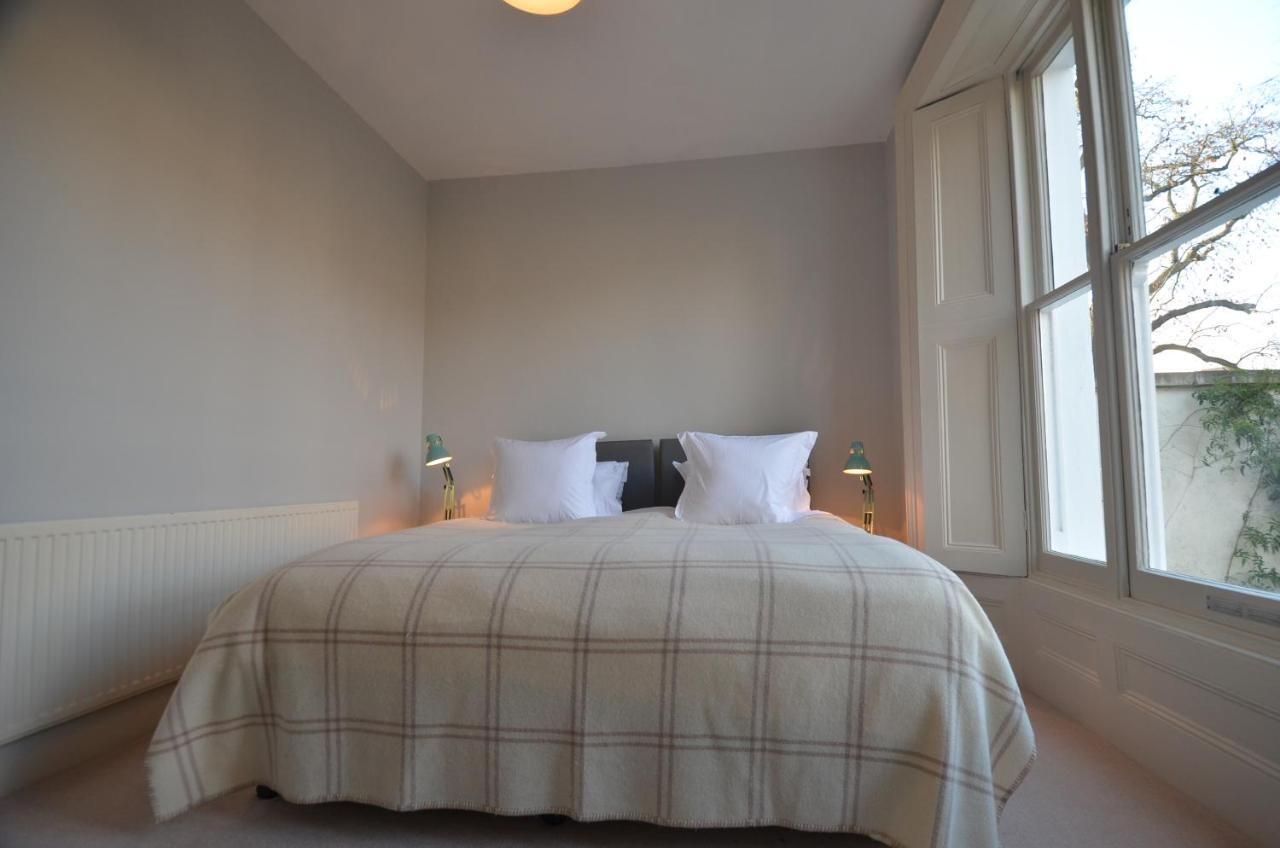 Appartamento Notting Hill Charm -Sleeps 5 - Urban Retreat Londra Esterno foto